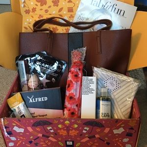 New! Fabfitfun 2018 Fall Box